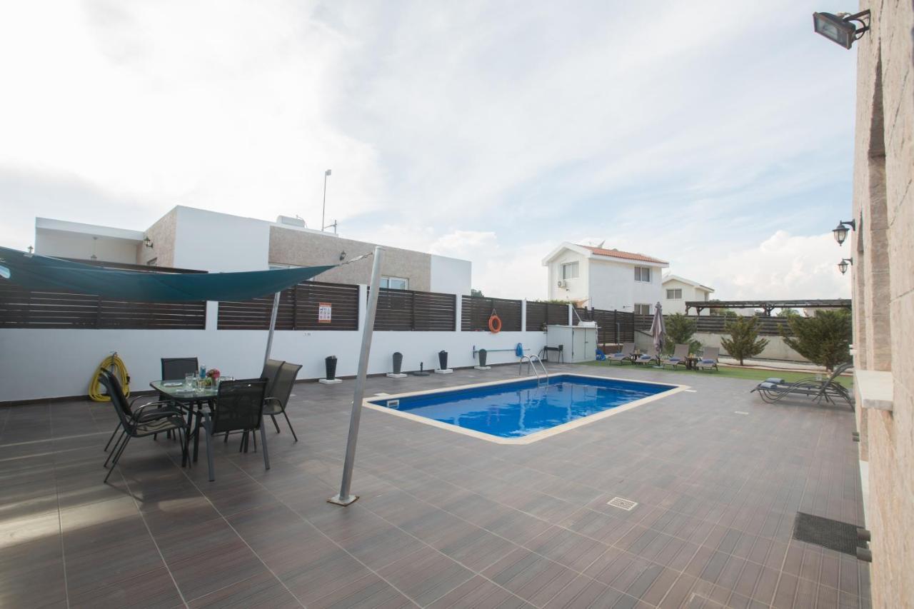 Broadway Villas Протарас Экстерьер фото
