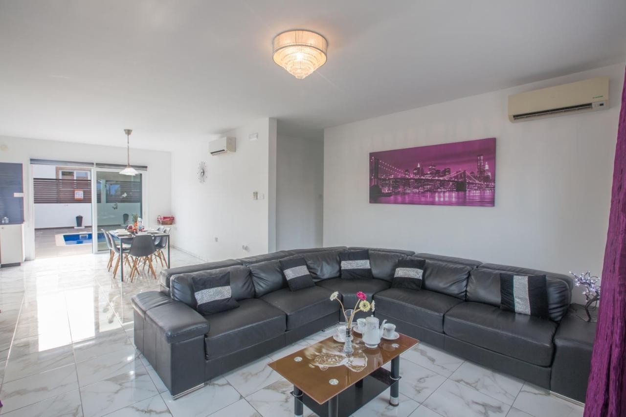 Broadway Villas Протарас Экстерьер фото