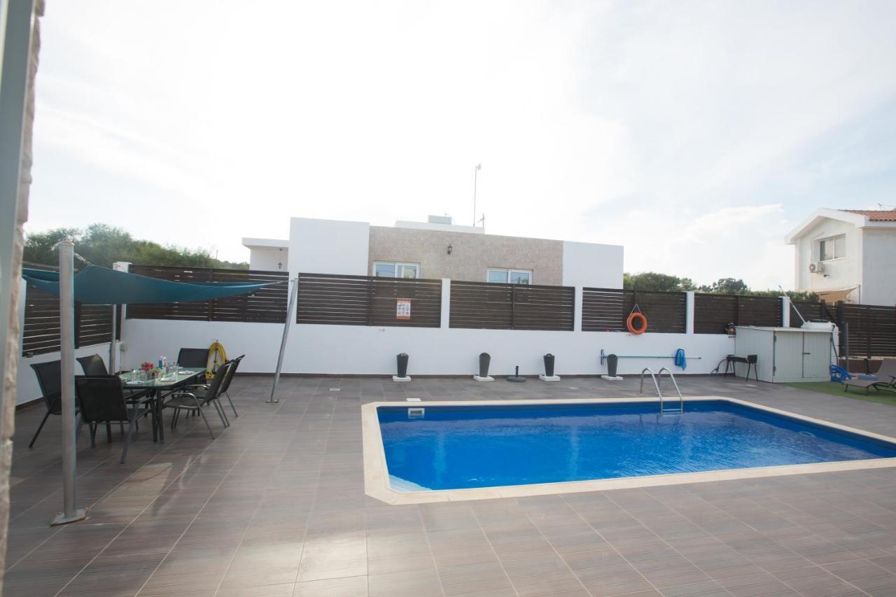 Broadway Villas Протарас Экстерьер фото